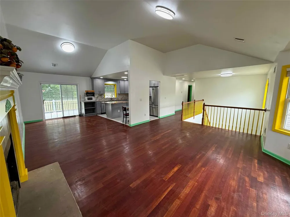 20 3rd Street Middletown, NY 10940