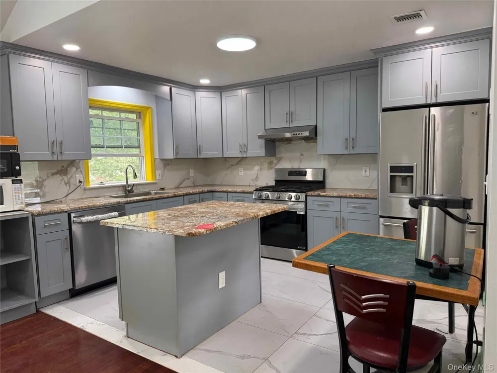 20 3rd Street Middletown, NY 10940