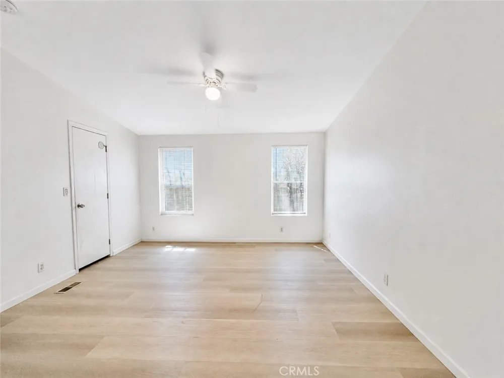 3067 Carl Riverside, CA 92507