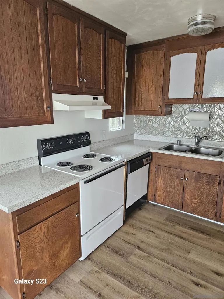 4475 Dale #222 La Mesa, CA 91941