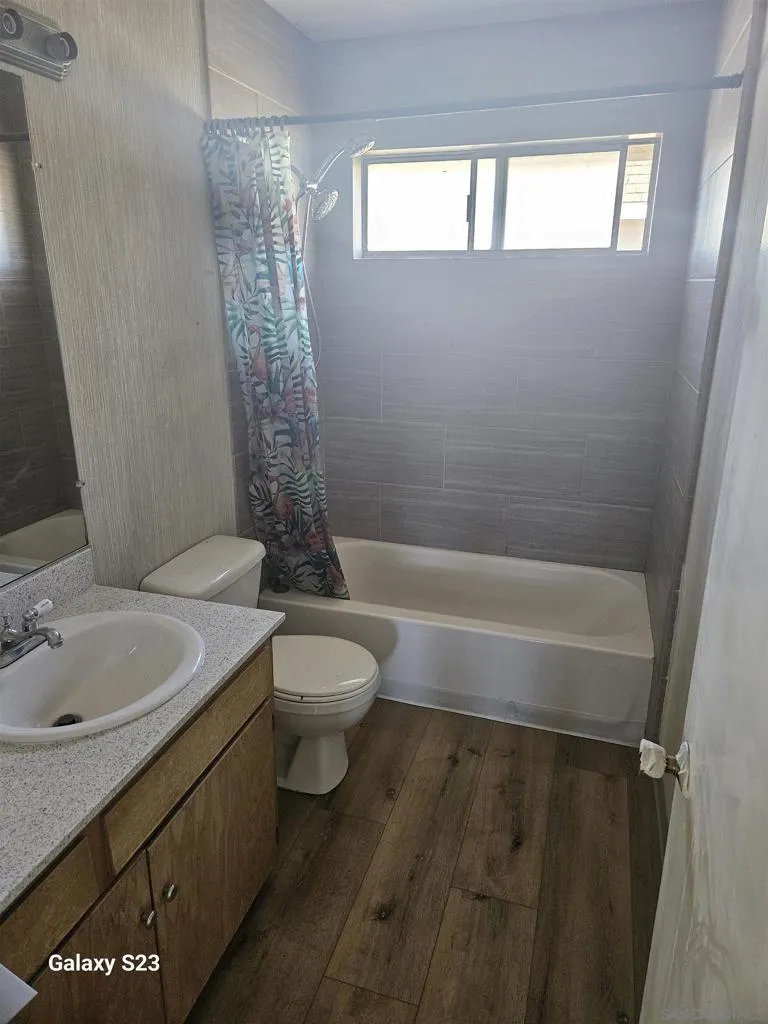 4475 Dale #222 La Mesa, CA 91941
