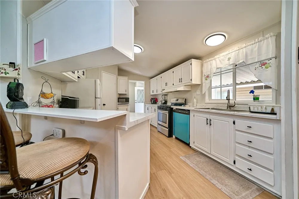 3595 Santa Fe #155 Long Beach, CA 90810