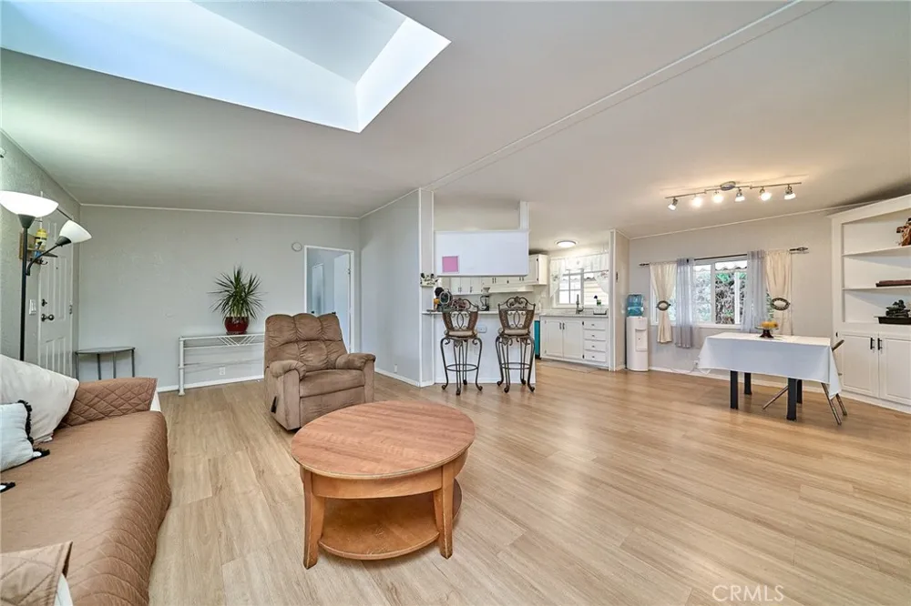 3595 Santa Fe #155 Long Beach, CA 90810