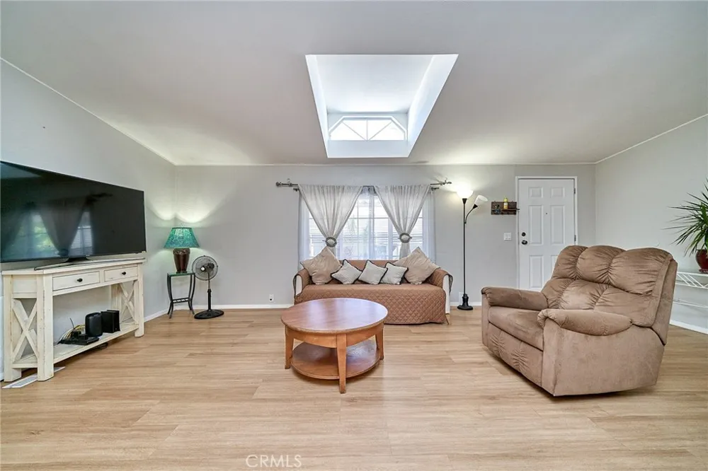 3595 Santa Fe #155 Long Beach, CA 90810