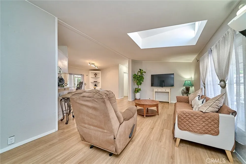 3595 Santa Fe #155 Long Beach, CA 90810