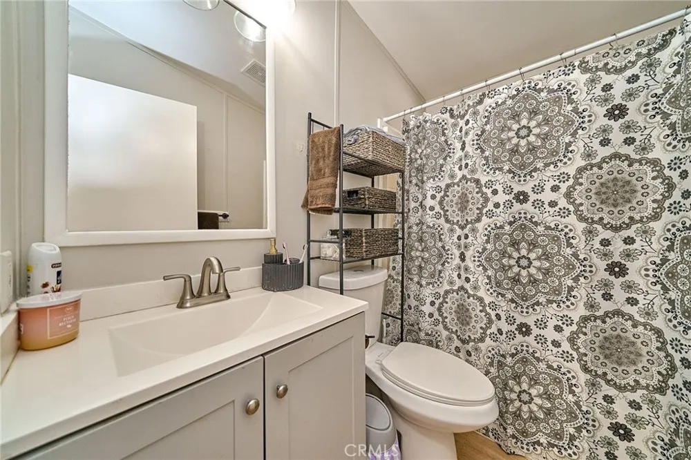 3595 Santa Fe #155 Long Beach, CA 90810
