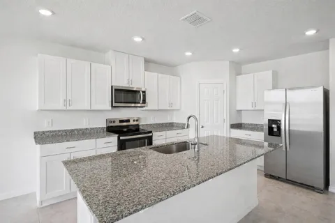 3824 GIORGIO DRIVE