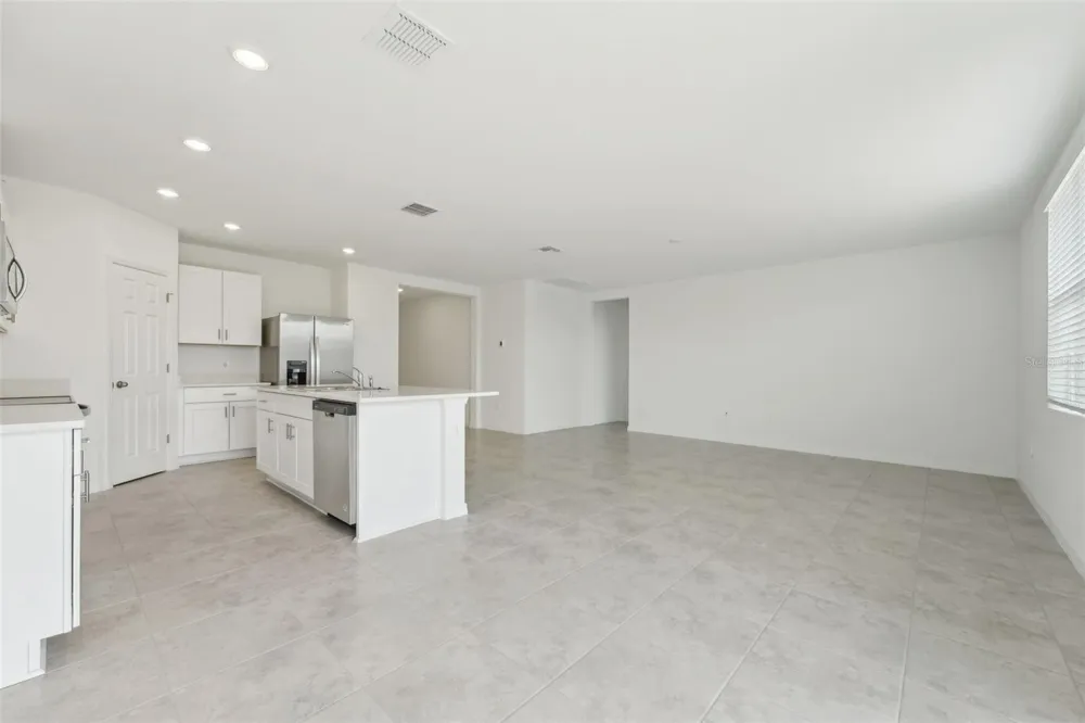 3824 GIORGIO DRIVE Winter Haven, FL 33884
