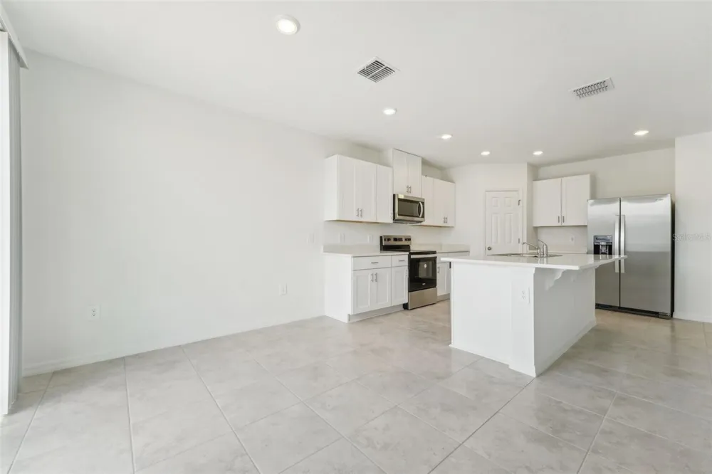 3824 GIORGIO DRIVE Winter Haven, FL 33884