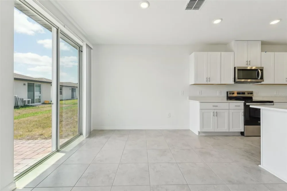 3824 GIORGIO DRIVE Winter Haven, FL 33884