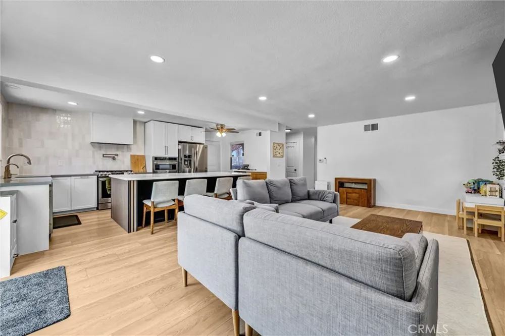 10918 Kentucky Whittier, CA 90603
