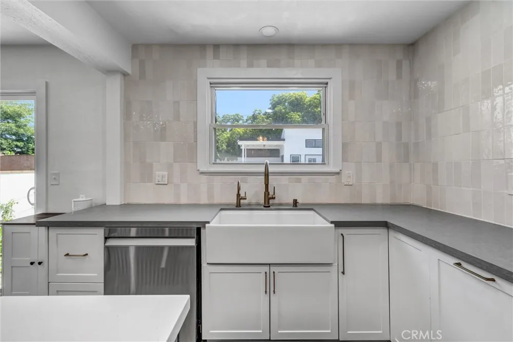 10918 Kentucky Whittier, CA 90603
