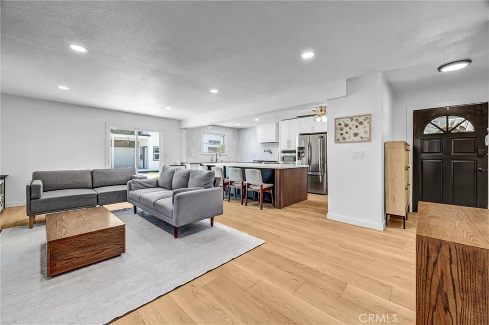 10918 Kentucky Whittier, CA 90603