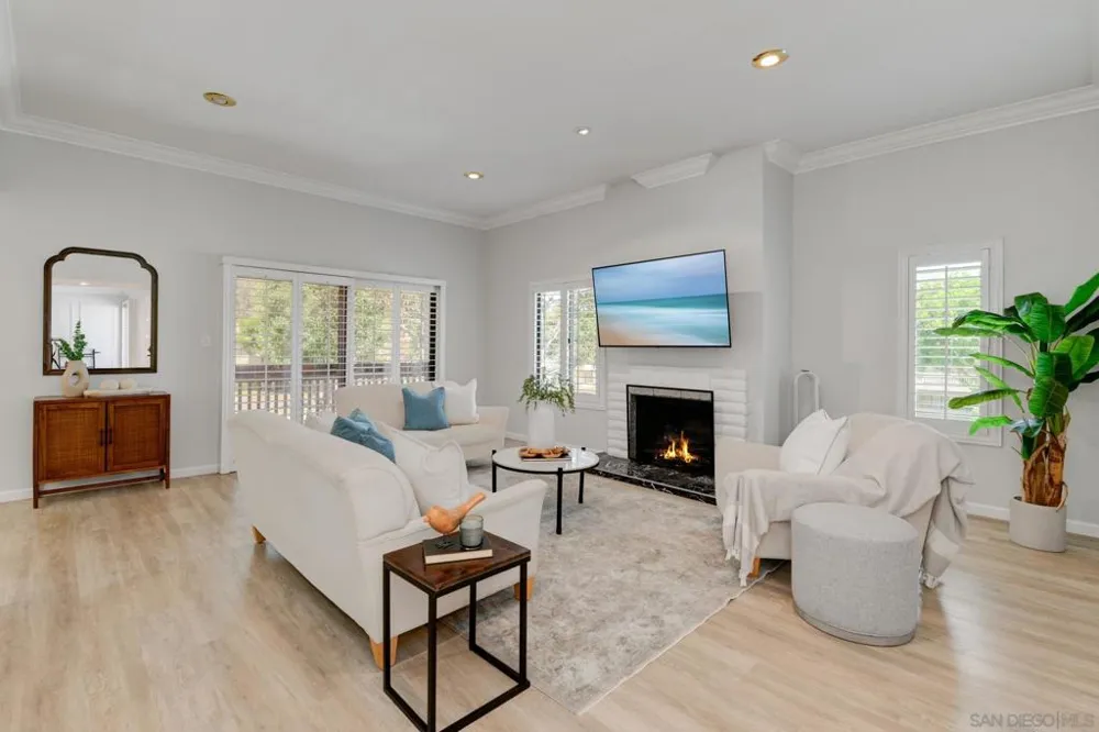 5285 Reservoir San Diego, CA 92115