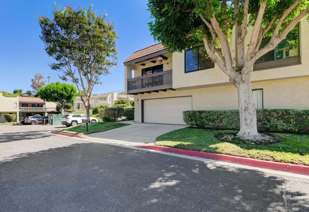5285 Reservoir San Diego, CA 92115
