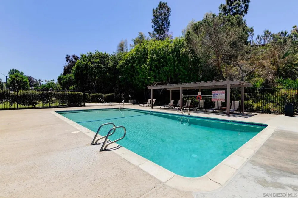 5285 Reservoir San Diego, CA 92115