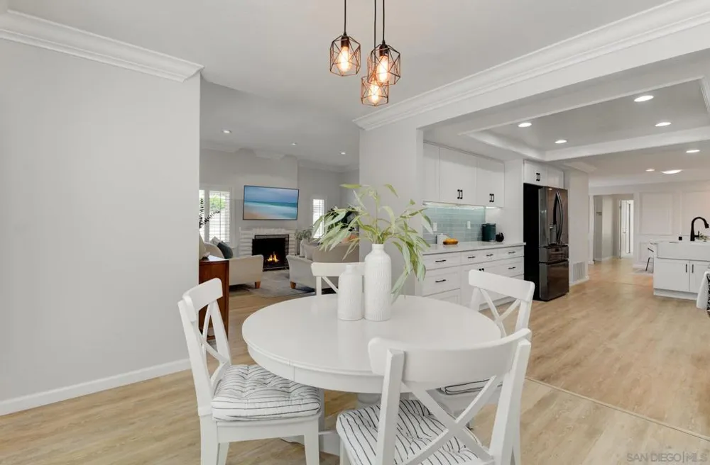5285 Reservoir San Diego, CA 92115