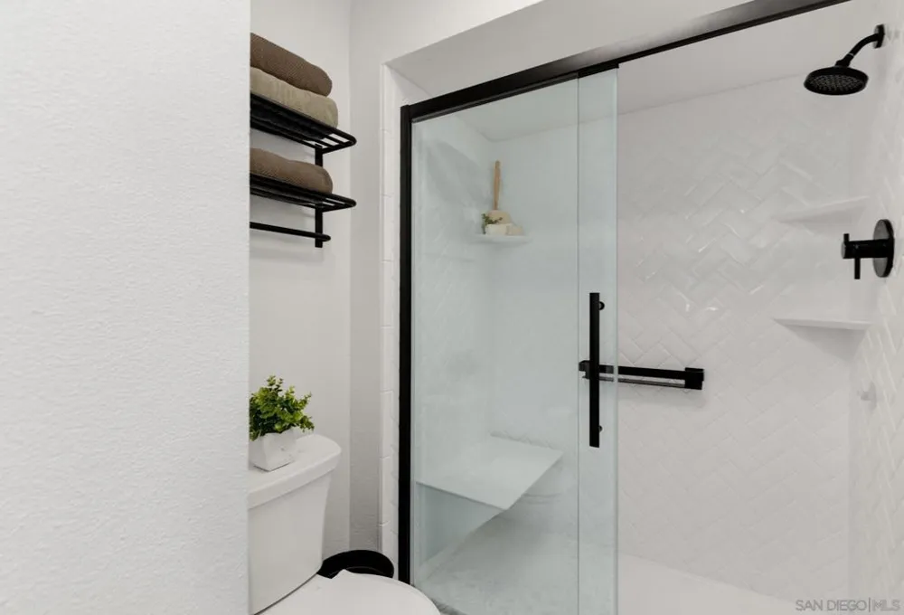 5285 Reservoir San Diego, CA 92115