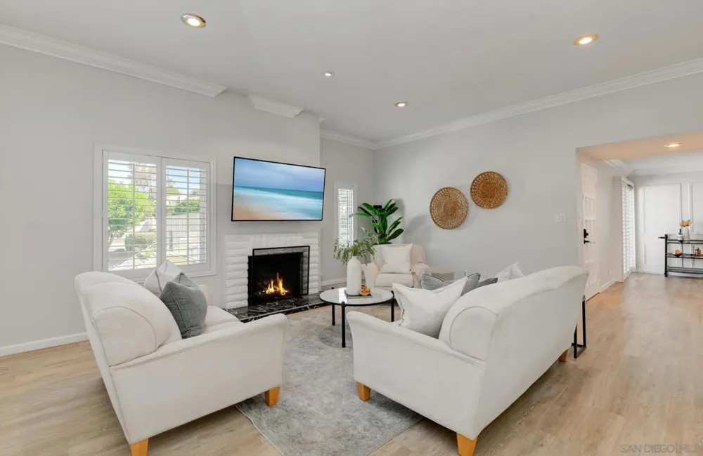 5285 Reservoir San Diego, CA 92115