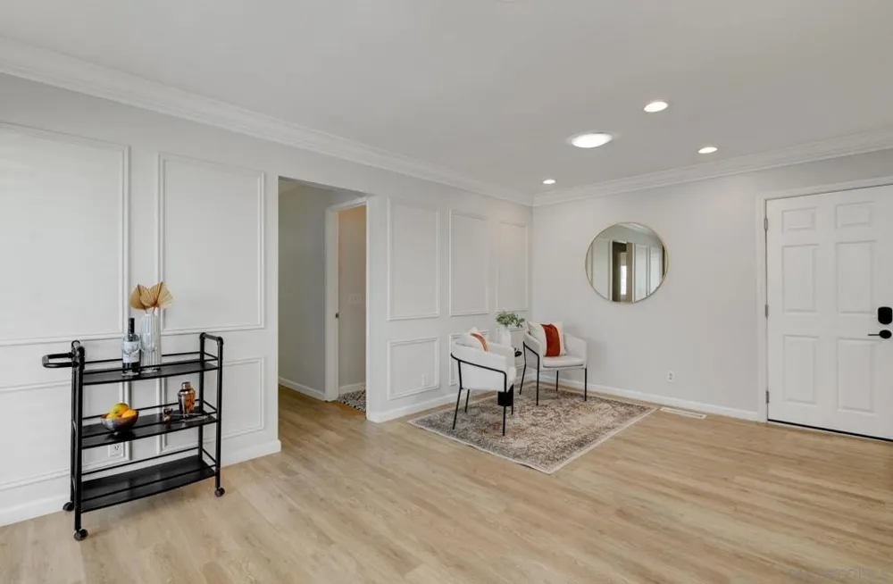 5285 Reservoir San Diego, CA 92115