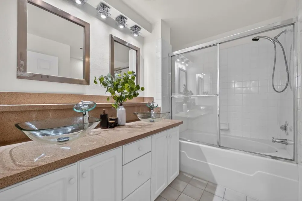 379 Dunsmuir Terrace #3 Sunnyvale, CA 94085