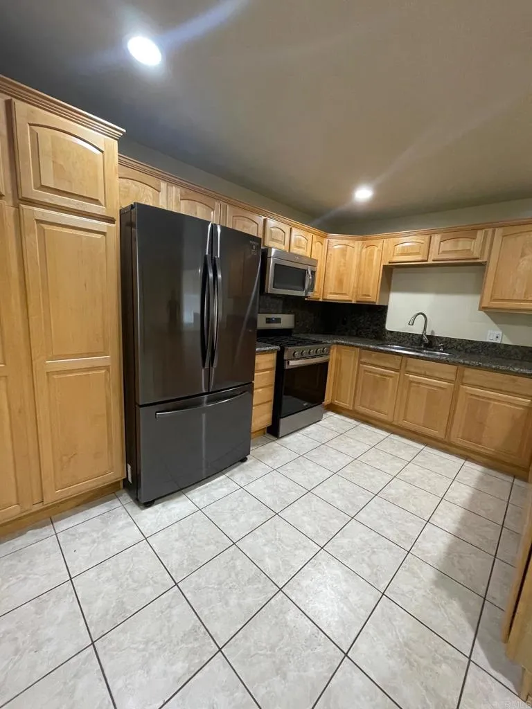 176 Millan Street Chula Vista, CA 91910