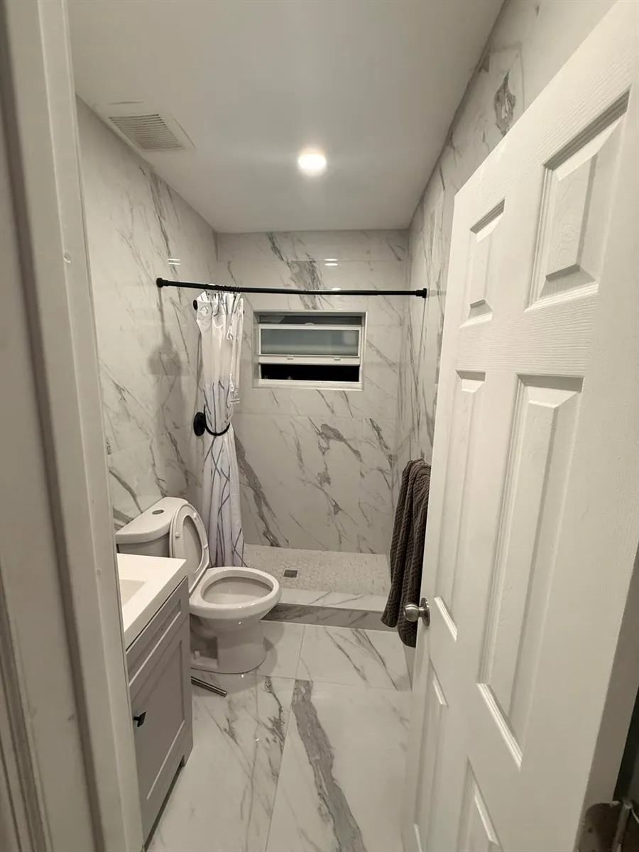 5170 NW 73RD WAY Lauderhill, FL 33319