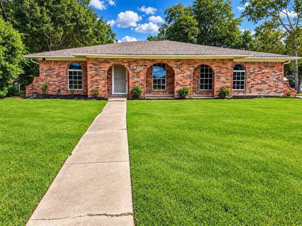 1802 Terrence Drive Stafford, TX 77477