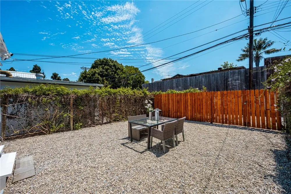 5157 Inglewood Los Angeles, CA 90230