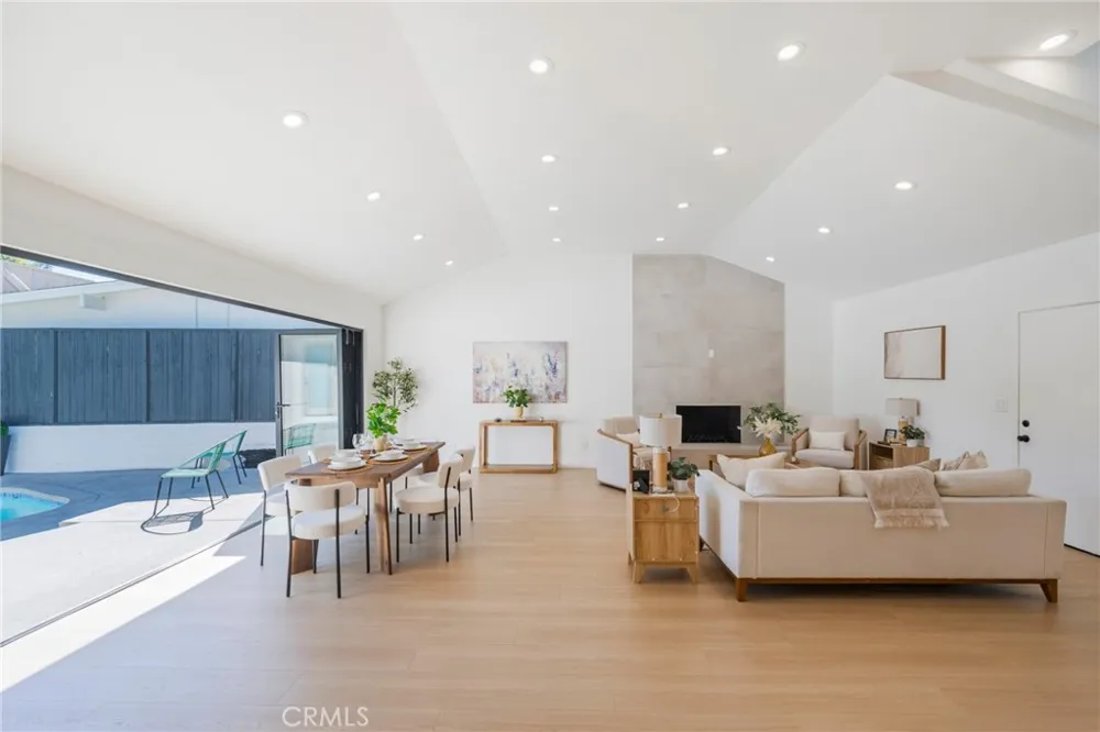 30 Santa Bella Rd Rolling Hills Estates, CA 90274