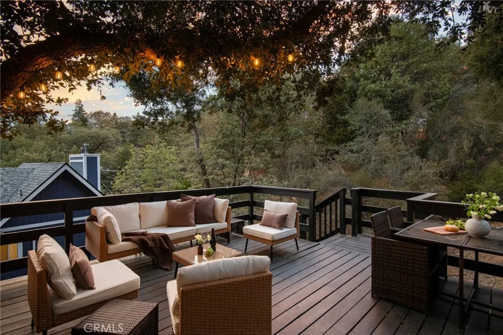 28824 Zion Drive Lake Arrowhead, CA 92352