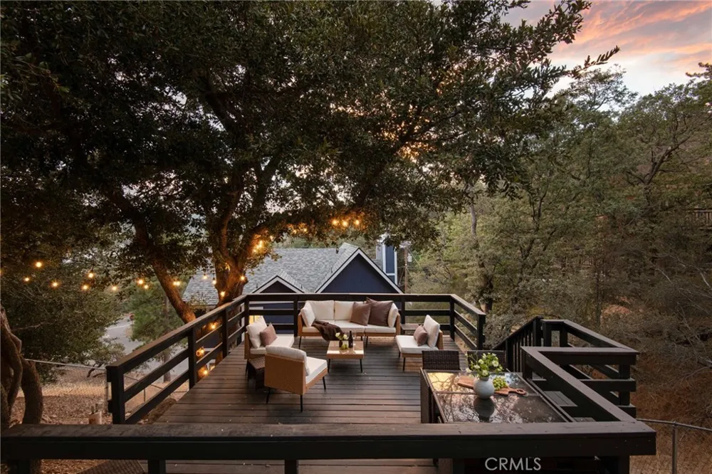 28824 Zion Drive Lake Arrowhead, CA 92352
