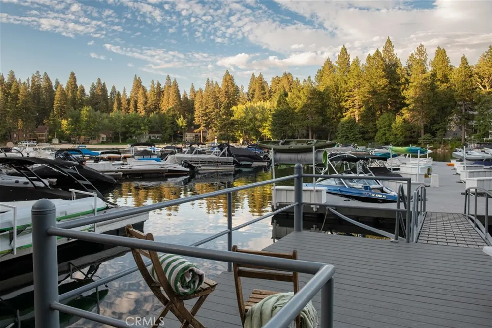 28824 Zion Drive Lake Arrowhead, CA 92352