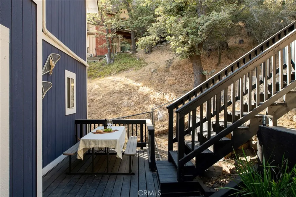 28824 Zion Drive Lake Arrowhead, CA 92352