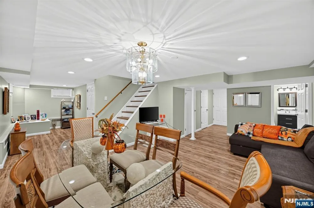 258 22nd Street Paterson, NJ 07514