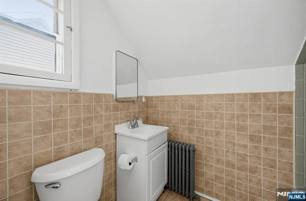 258 22nd Street Paterson, NJ 07514