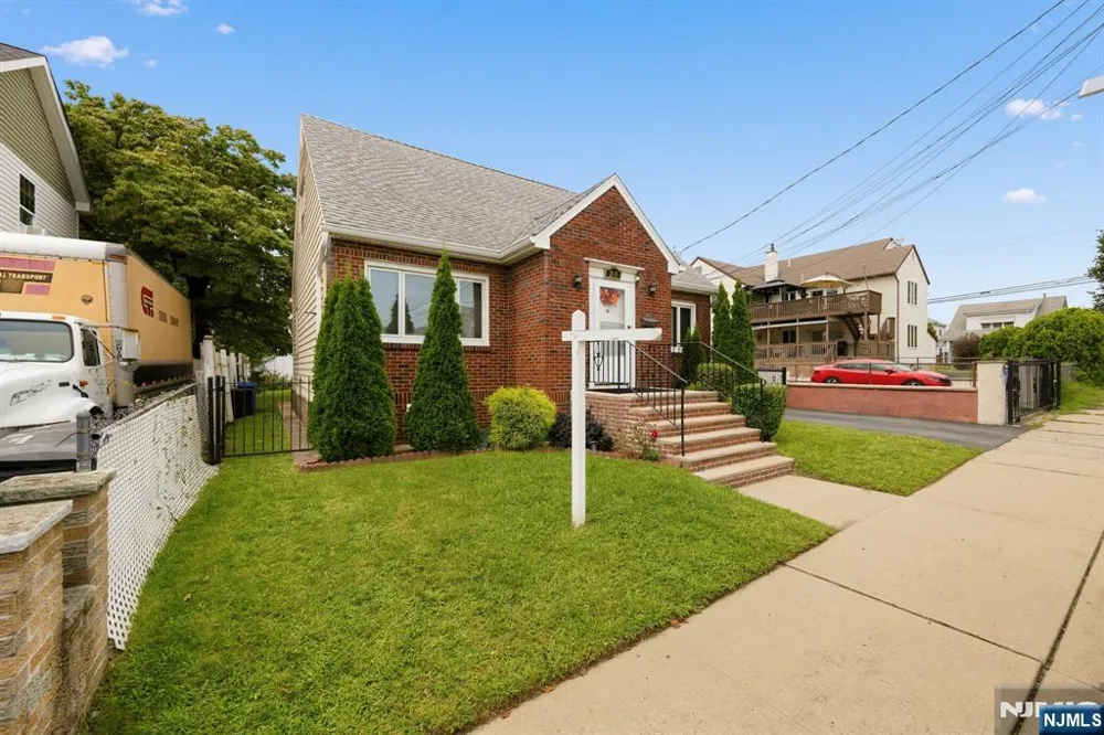 258 22nd Street Paterson, NJ 07514