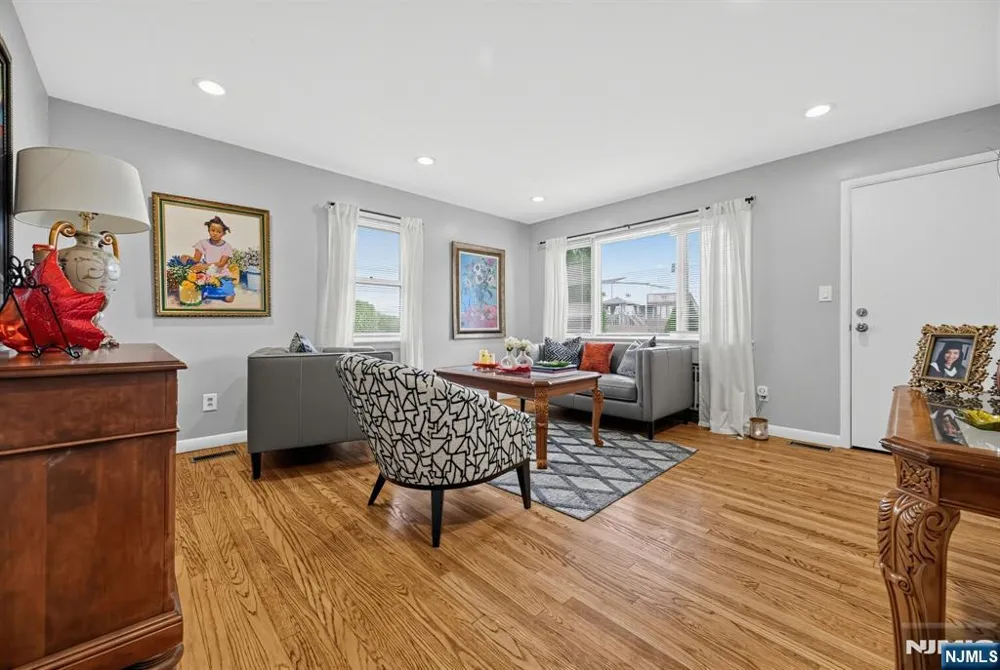 258 22nd Street Paterson, NJ 07514