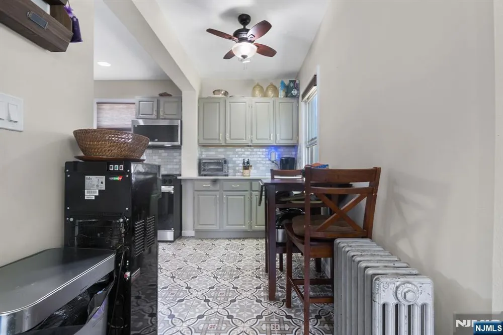 330 Simons Avenue Hackensack, NJ 07601