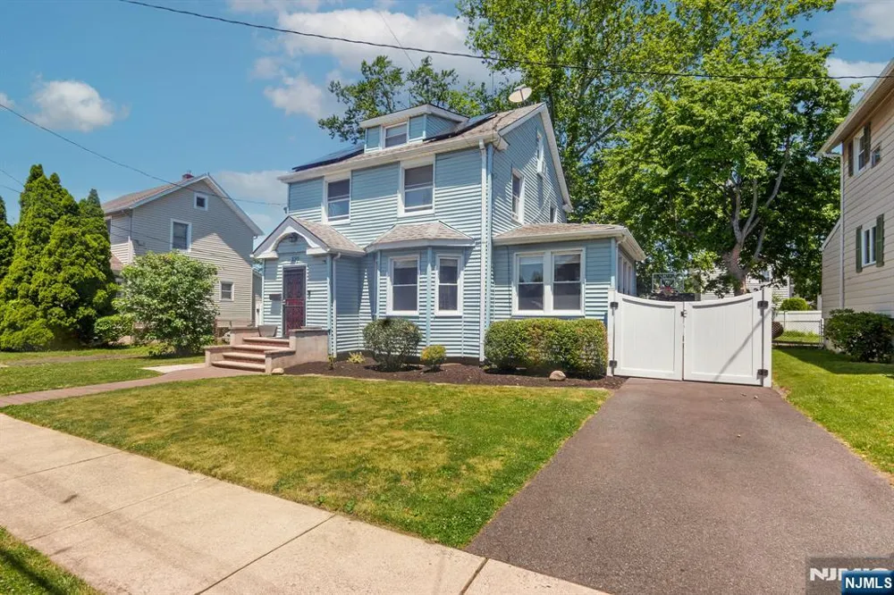 330 Simons Avenue Hackensack, NJ 07601
