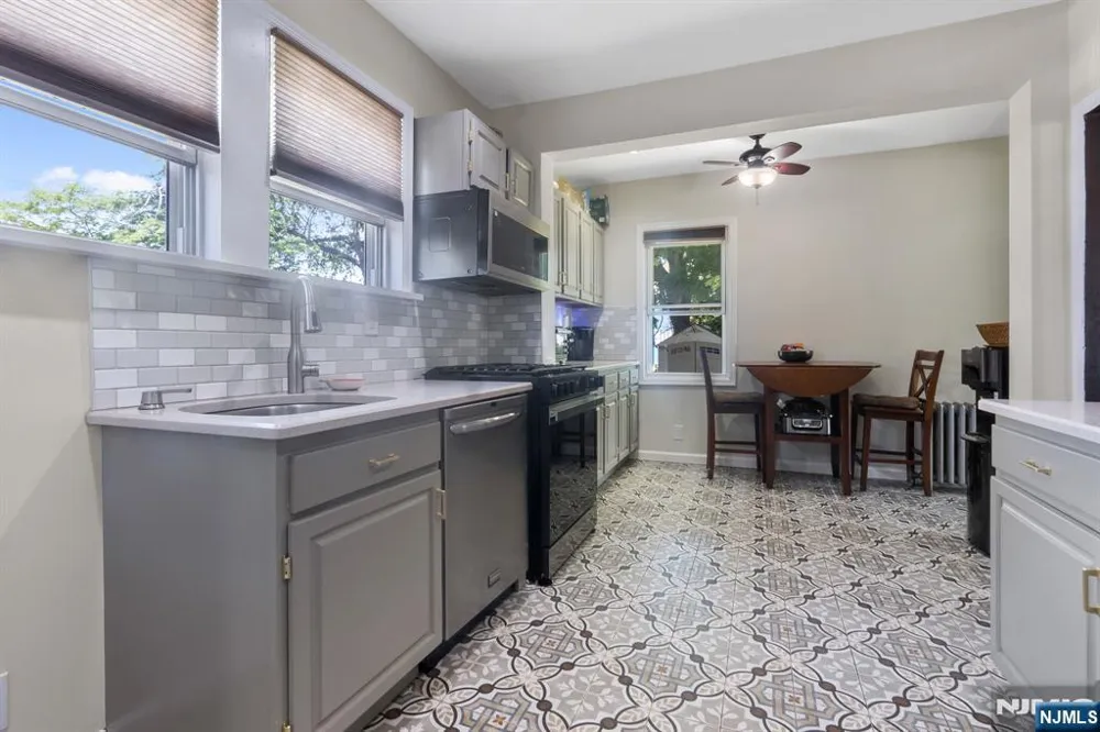 330 Simons Avenue Hackensack, NJ 07601