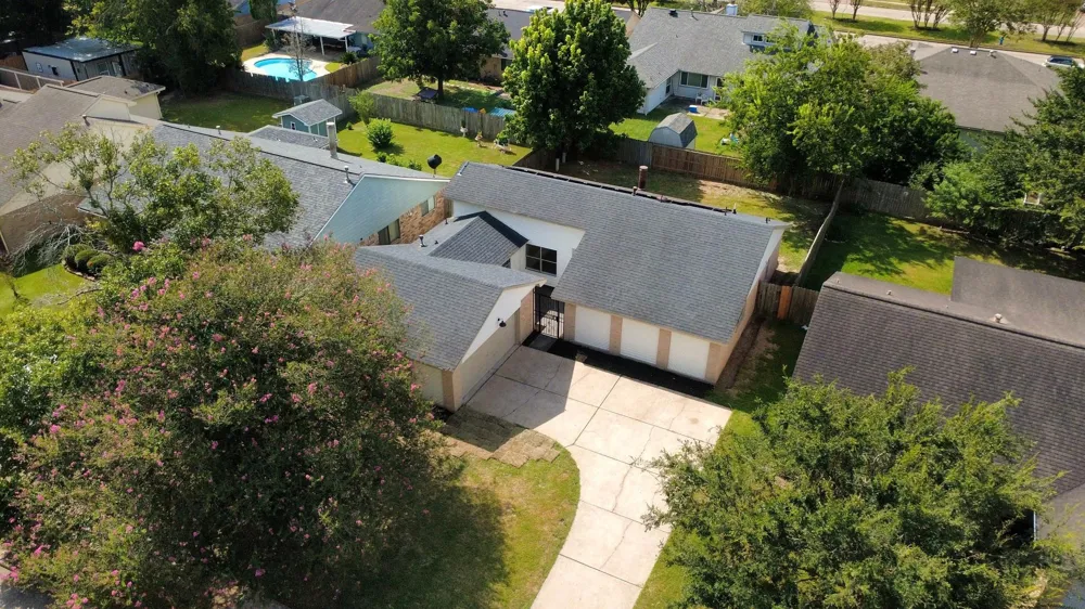 16003 Cerca Blanca Drive Houston, TX 77083
