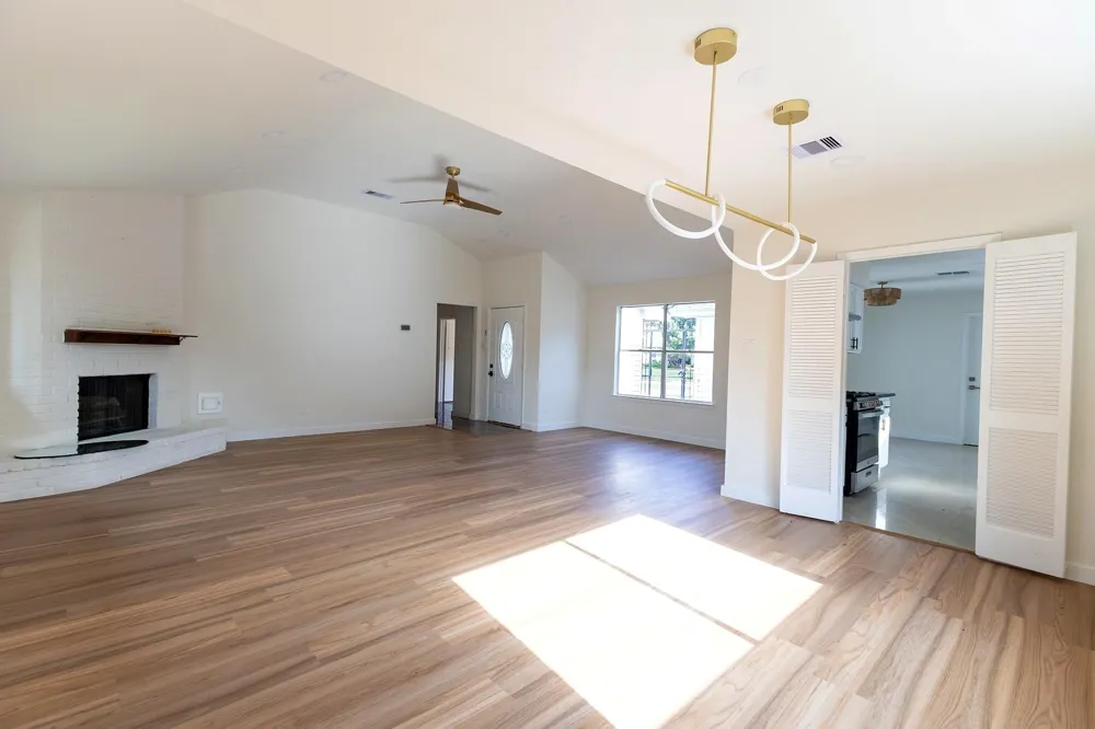 16003 Cerca Blanca Drive Houston, TX 77083