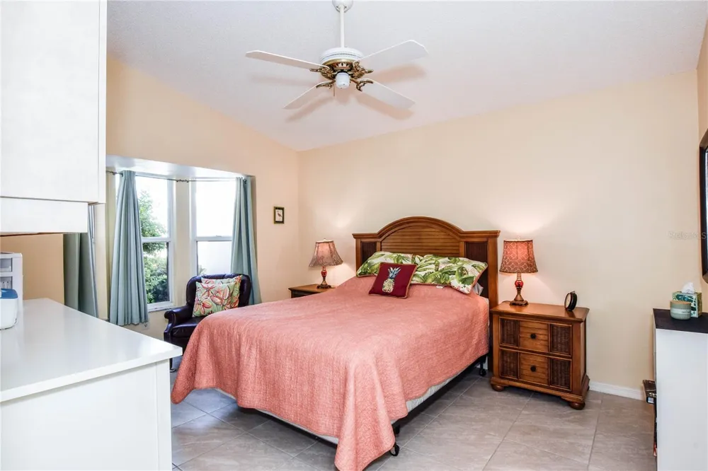 827 HARRINGTON LAKE LANE #35 Venice, FL 34293