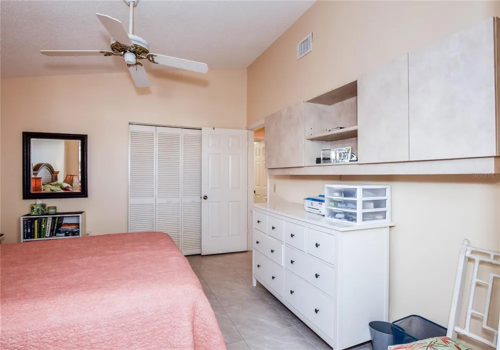 827 HARRINGTON LAKE LANE #35 Venice, FL 34293
