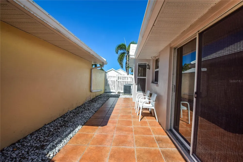 827 HARRINGTON LAKE LANE #35 Venice, FL 34293