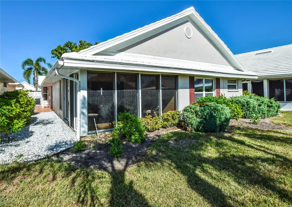 827 HARRINGTON LAKE LANE #35 Venice, FL 34293
