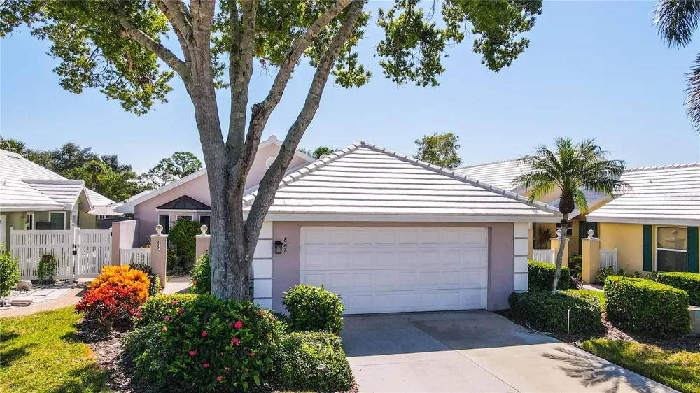 827 HARRINGTON LAKE LANE #35 Venice, FL 34293