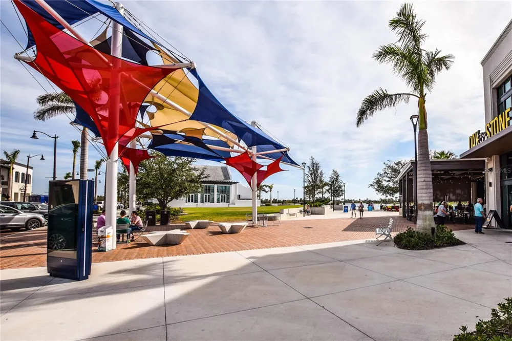 827 HARRINGTON LAKE LANE #35 Venice, FL 34293