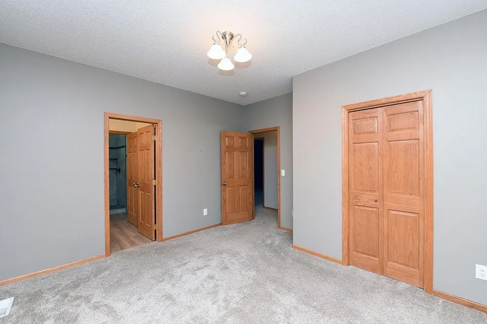 8018 Aquarius Drive Fargo, ND 58104